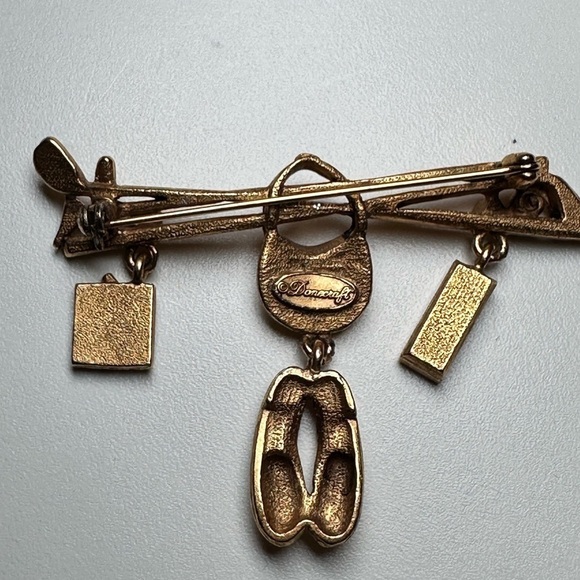 VTG Danecraft Golfer Brooch Gold Tone Dangle Shoes, Balls, Hats, Golf Clubs 0660 - Picture 7 of 10